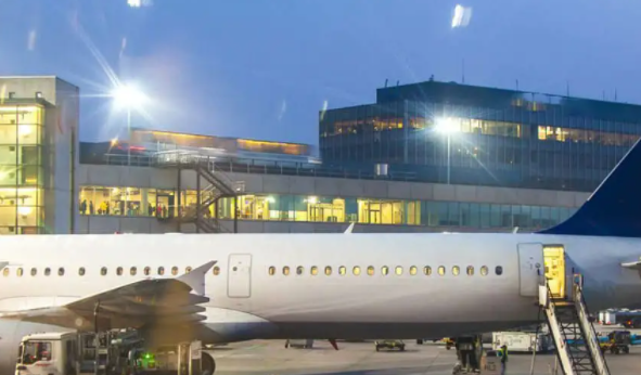 空運(yùn)物流是提高效率的一種方式