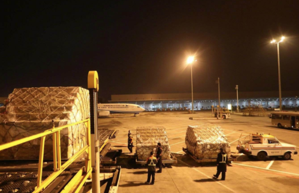 ?在全球化浪潮的推動(dòng)下，空運(yùn)貨代公司扮演著至關(guān)重要的角色