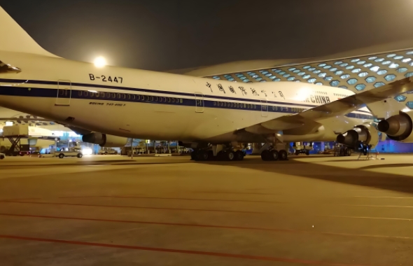 國際空運(yùn)公司是連接各國市場、促進(jìn)全球經(jīng)濟(jì)一體化的重要力量